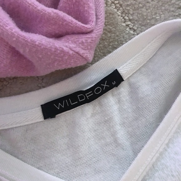WILDFOX BAGGY BEACH JUMPERS!!! $80 for all - Picture 4 of 4